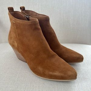 Dolce Vita Pearce Brown Suede Bootie - Size 7.5